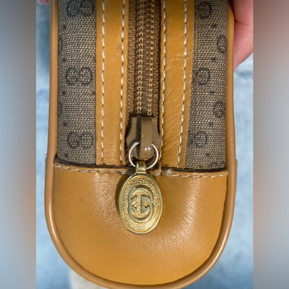 GUCCI Clutch/ Pouch - Picture 12 of 16